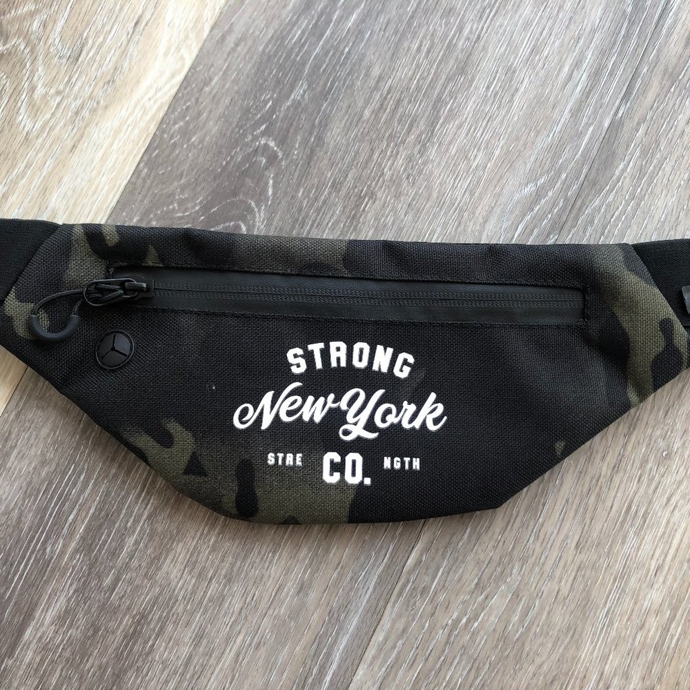 Strong New York Fanny Pack